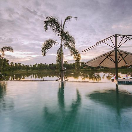 Tanita Lagoon Resort Udon Thani Exterior photo