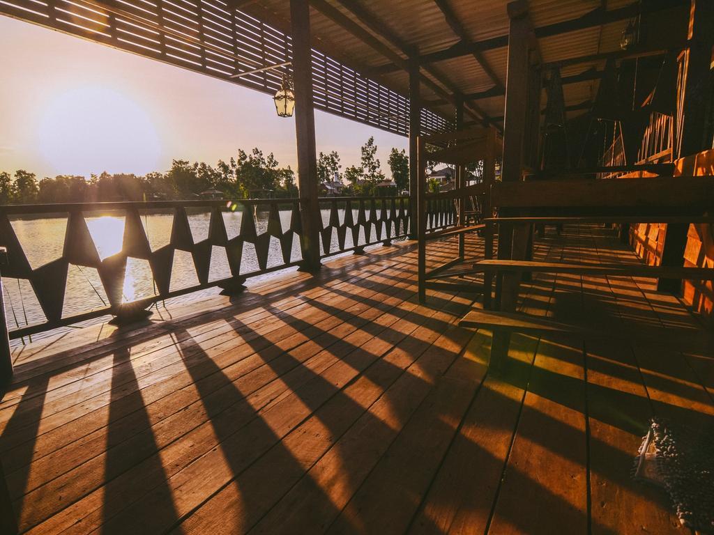 Tanita Lagoon Resort Udon Thani Exterior photo