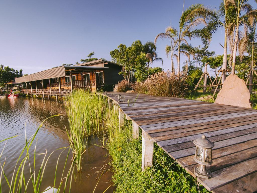 Tanita Lagoon Resort Udon Thani Room photo