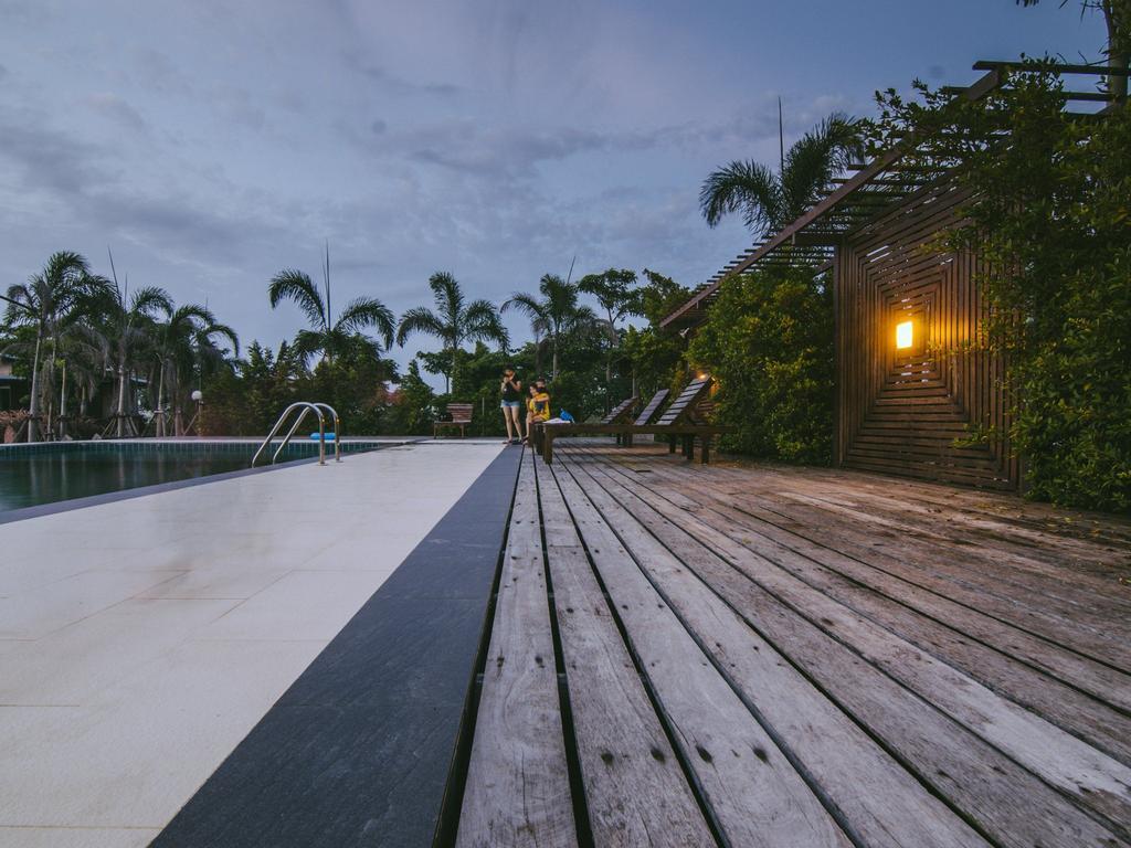 Tanita Lagoon Resort Udon Thani Exterior photo