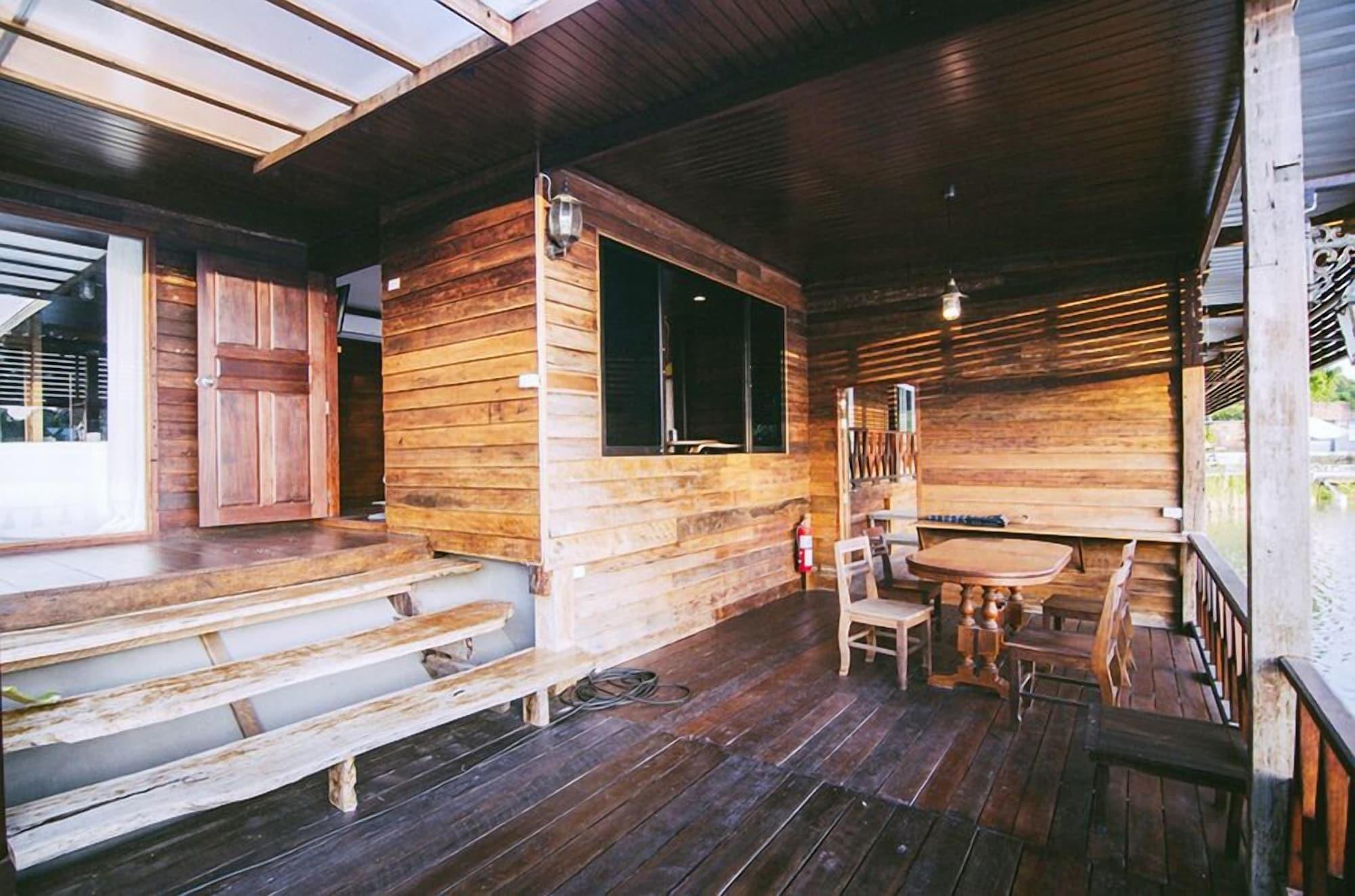 Tanita Lagoon Resort Udon Thani Exterior photo