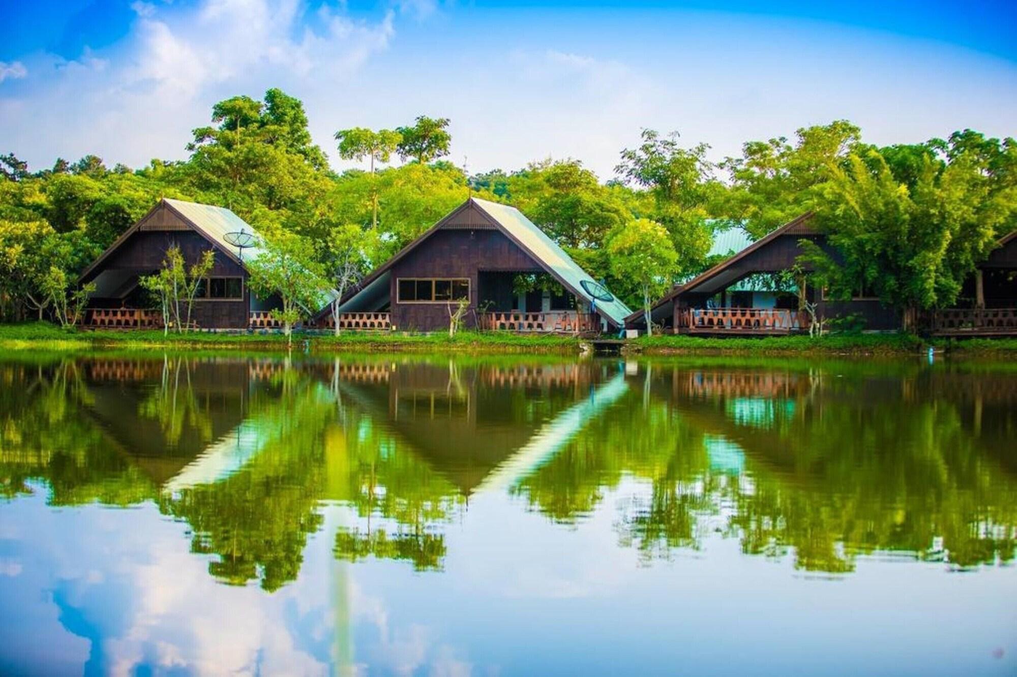 Tanita Lagoon Resort Udon Thani Exterior photo